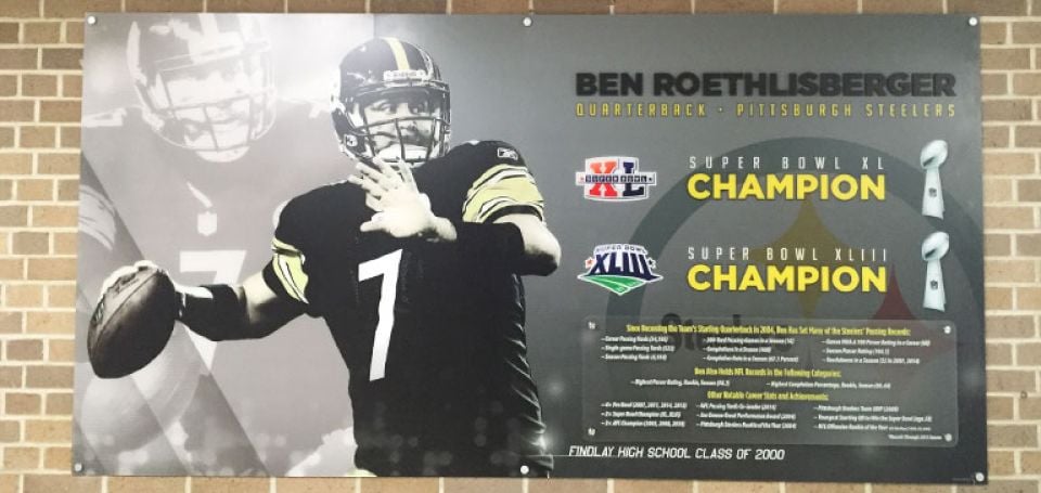 findlay high school graduate recognition mural