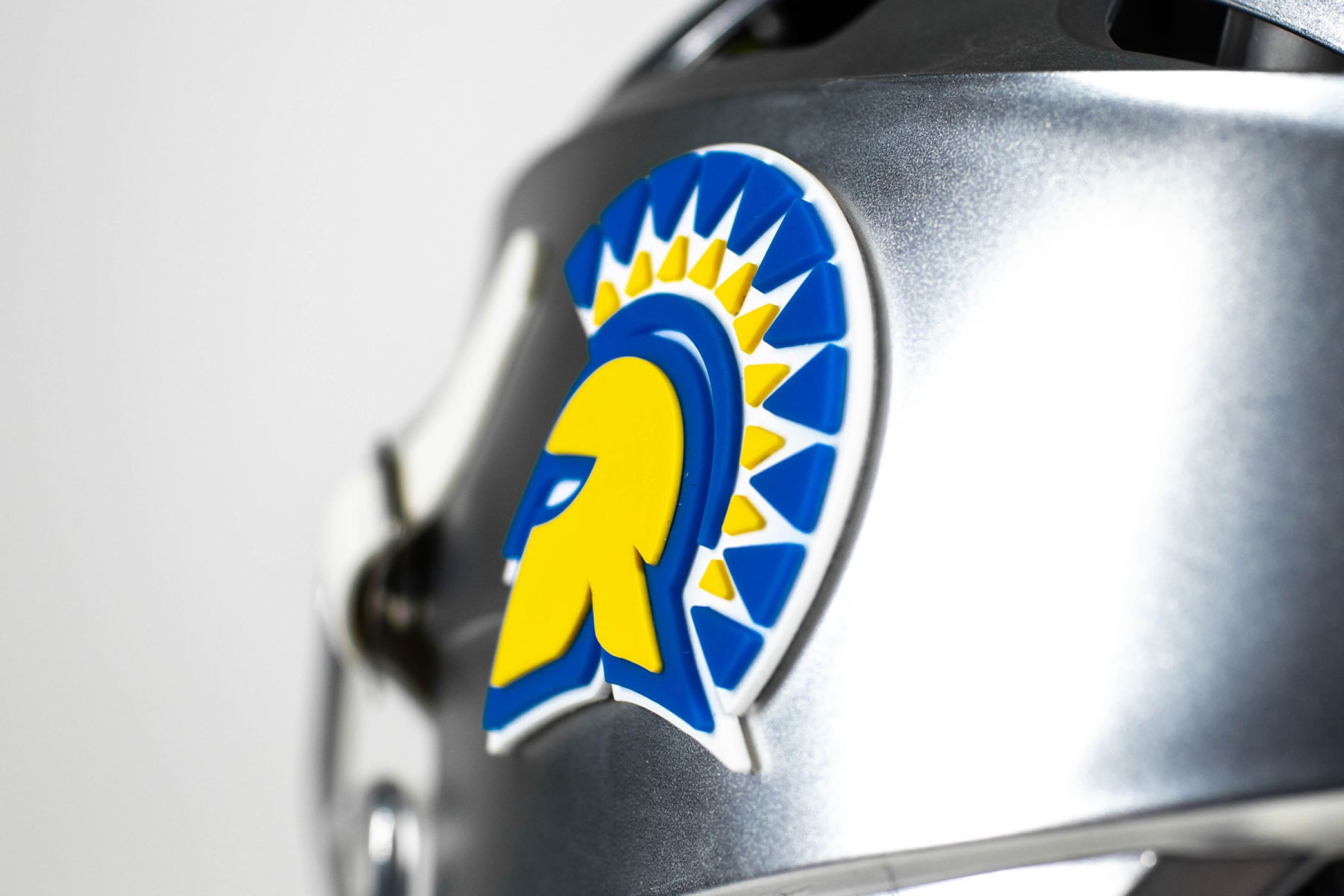 3D Lacrosse Decal on Silver Helmet